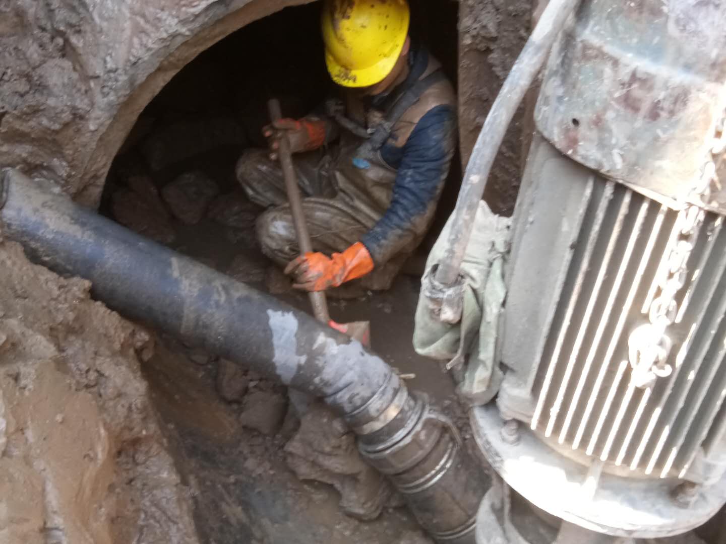 独山子管道清淤