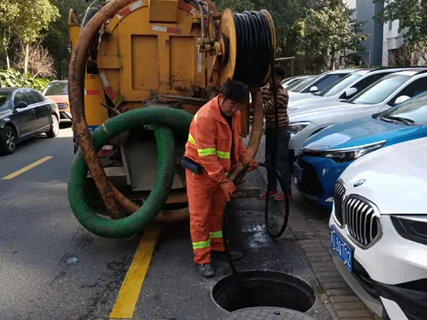 独山子排污管道清淤